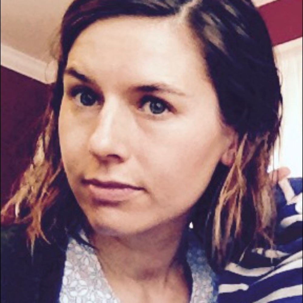 Meet your Posher, Caitlin